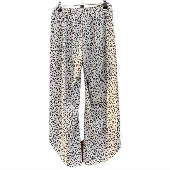 DREW Leopard Slit Leg Pants - Picture 3 of 10